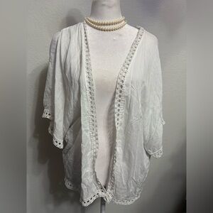 🐓White Crochet Trim Kimono Cardigan🐓